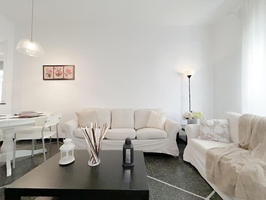 Appartamento In Nervi Porticciolo - Stazione10' - Wifi Genova