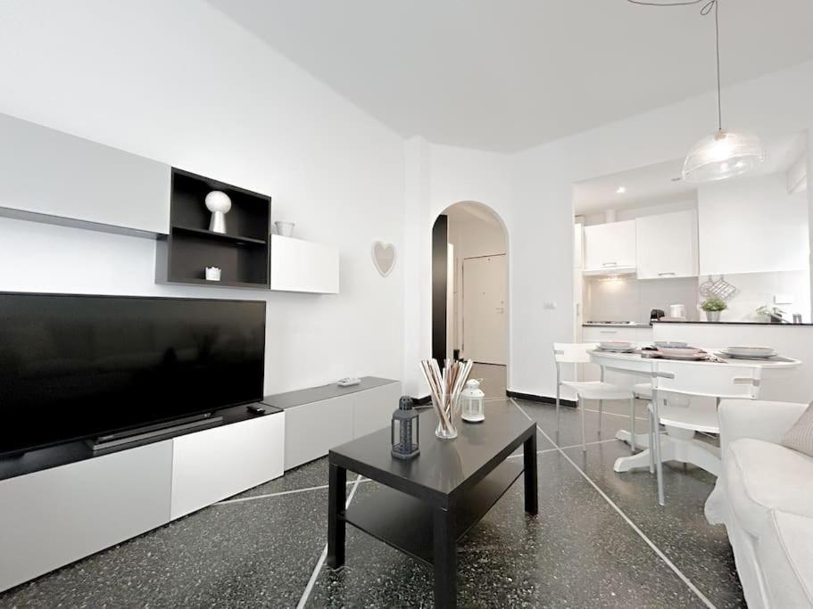 In Nervi Porticciolo - Stazione10' - Wifi Appartamento *